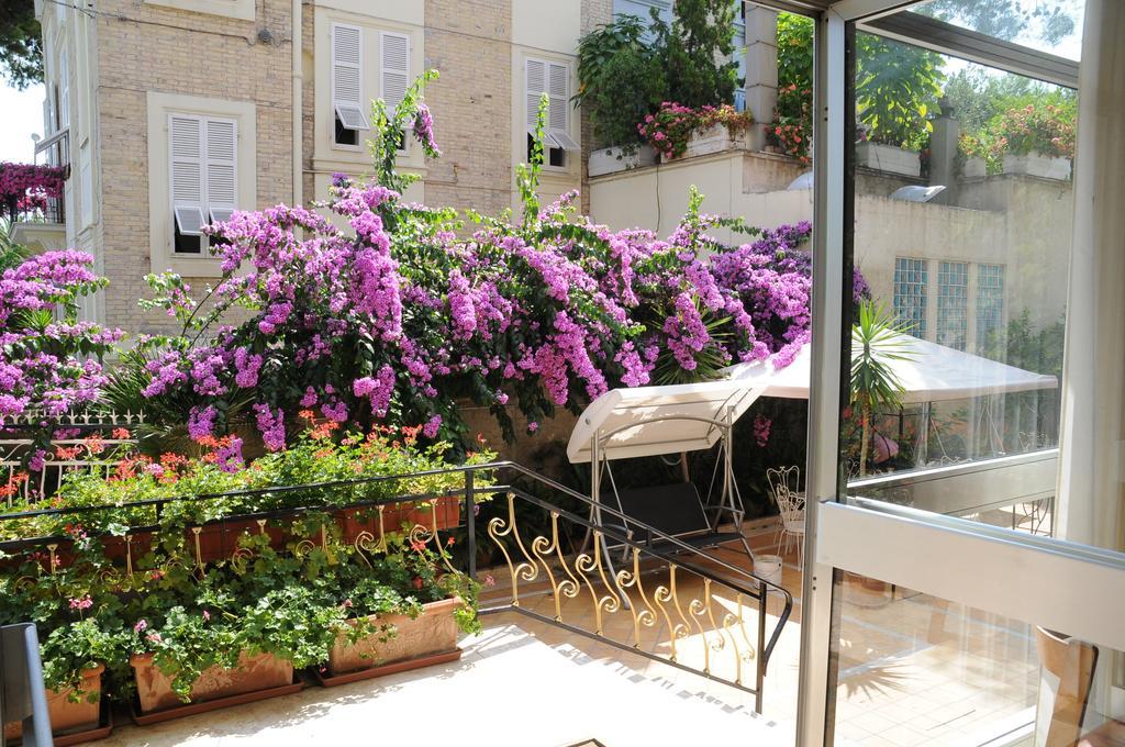Hotel Florence San Benedetto del Tronto Bagian luar foto